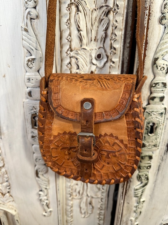 Handbags - Vintage Handtooled Leather Crossbody Bag - Warm Tan